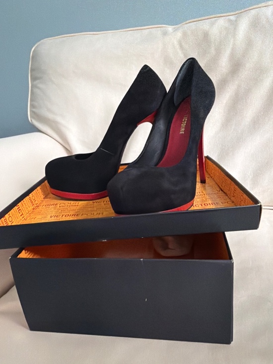 Pour La Victoire Shoes - Pour LaVictoire Black Suede Heels with Red Soles